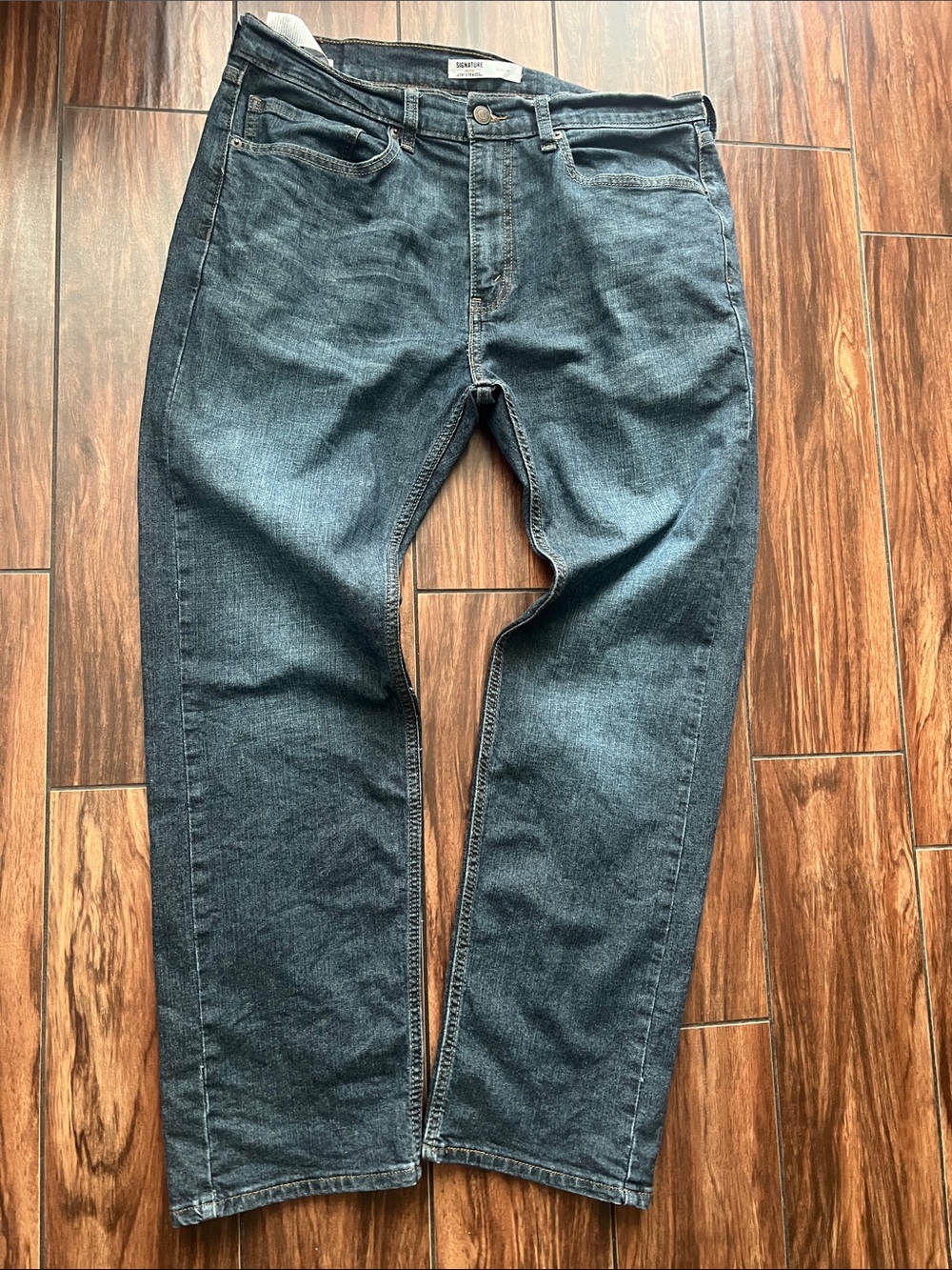 Signature by Levi Strauss Men's Dark Blue Straight-Leg Jeans 34w